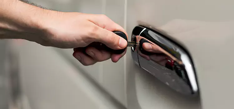 Why Choose Our Auto Locksmith Team in Laguna Beach, CA?