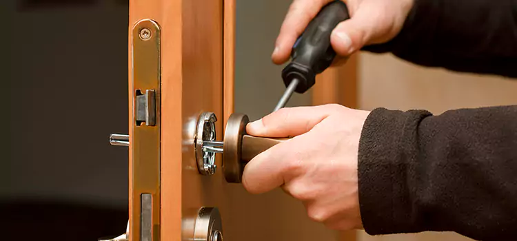 Semi Truck Locksmith Laguna Beach