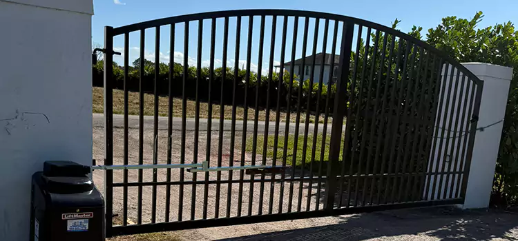 Driveway Fence Repair Laguna Beach
